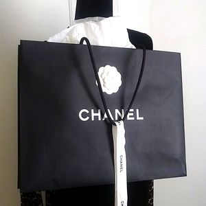 Chanel large shopping bag 17x 13